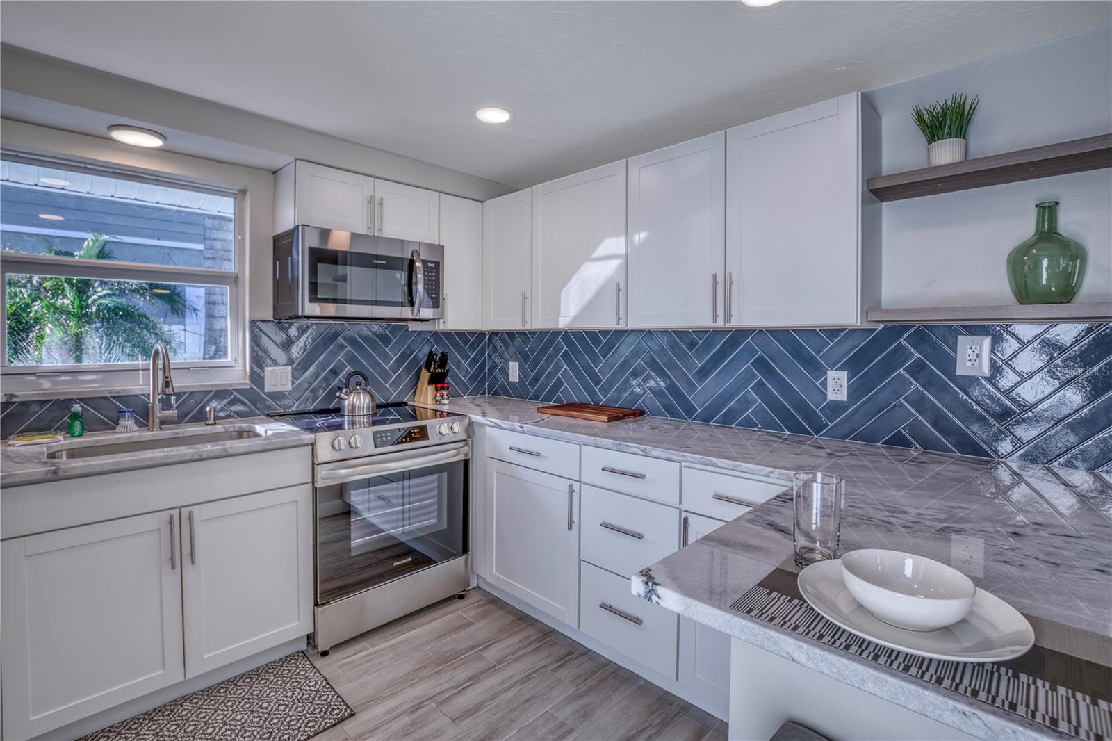 Image 42 of 49 For 3604 Gulf Drive A And B