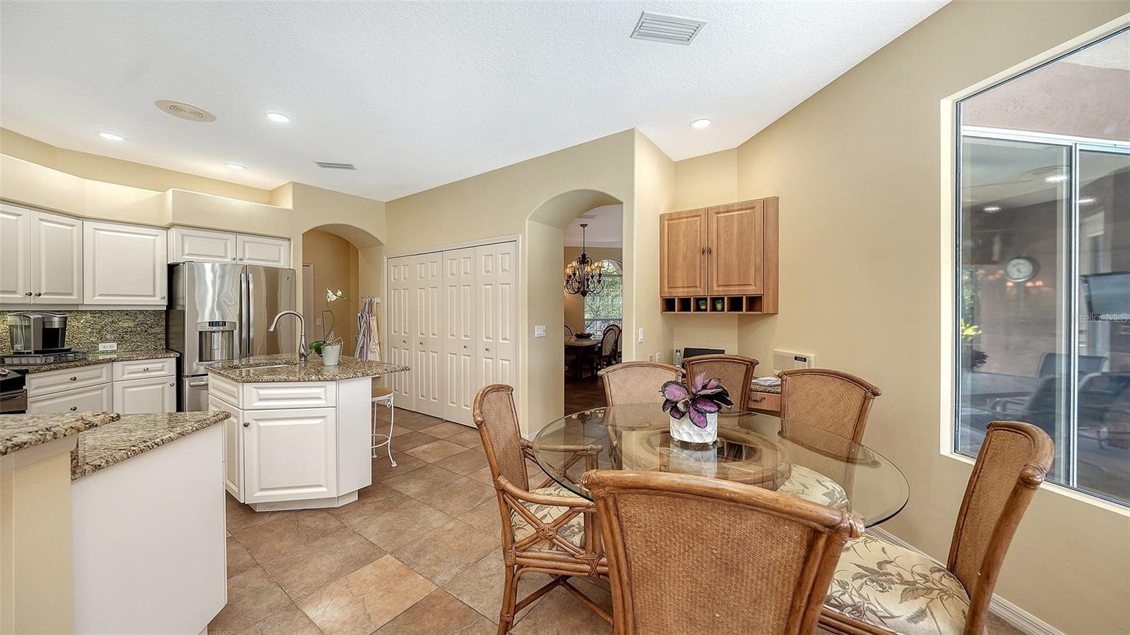 Image 18 of 52 For 8544 Park Shore Lane