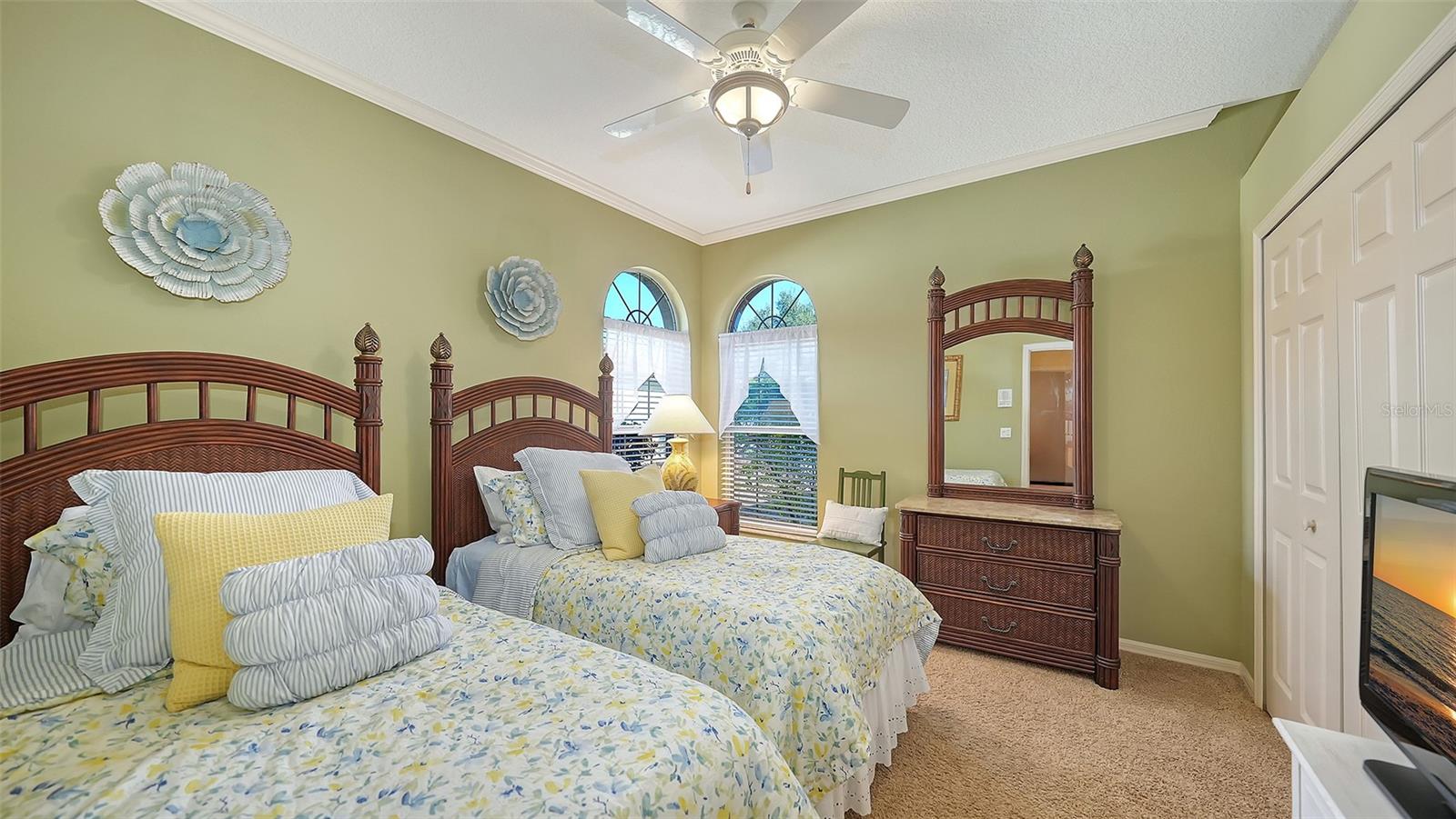 Image 30 of 52 For 8544 Park Shore Lane