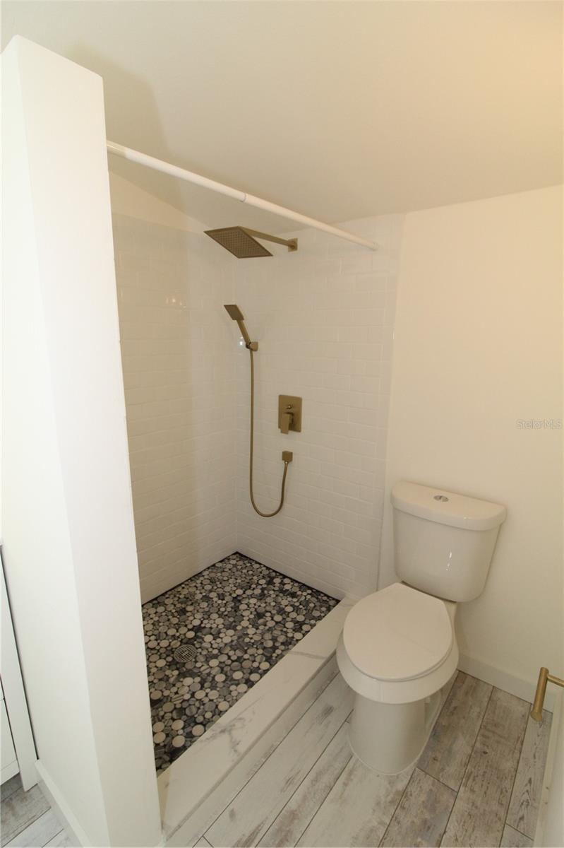 Image 22 of 29 For 5235 Calle De Costa Rica