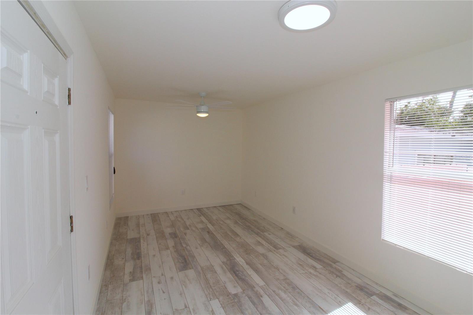 Image 24 of 29 For 5235 Calle De Costa Rica