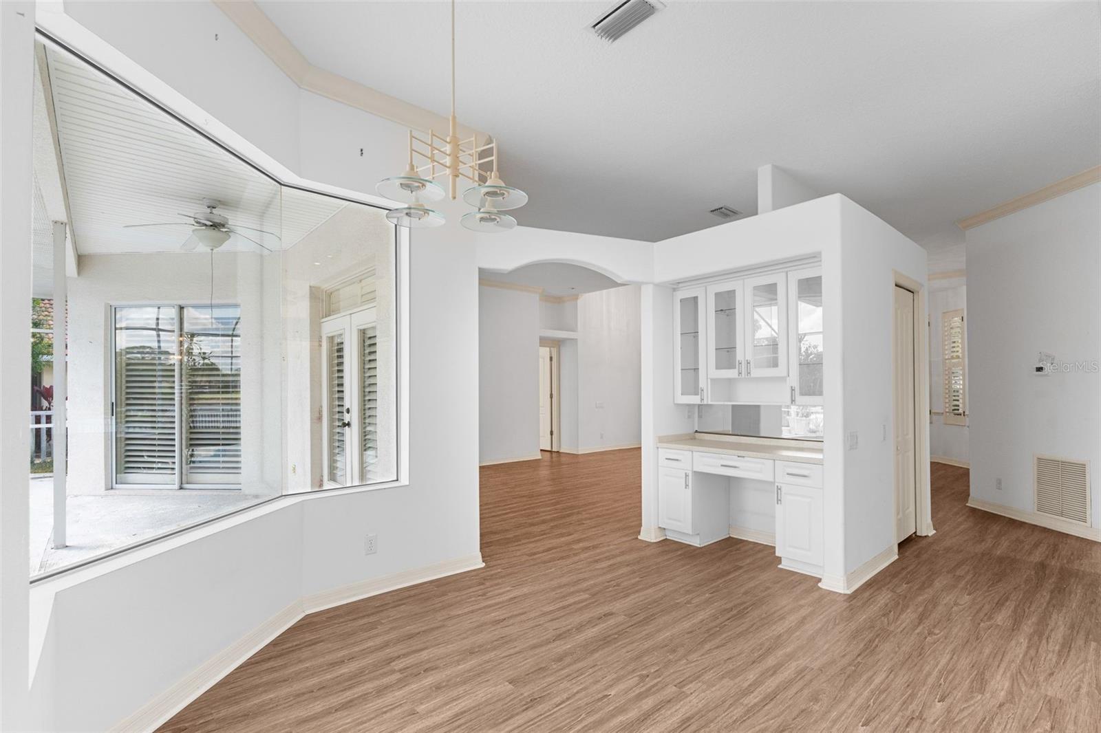 Image 18 of 73 For 11105 28th Street Circle E