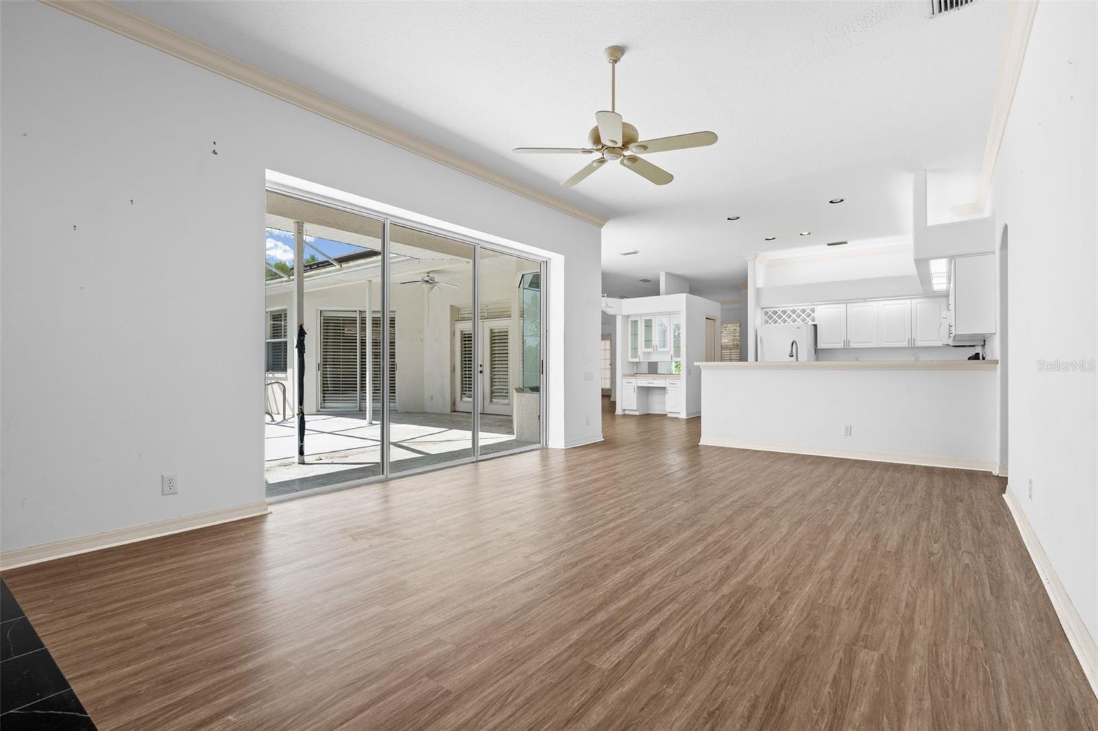 Image 23 of 73 For 11105 28th Street Circle E