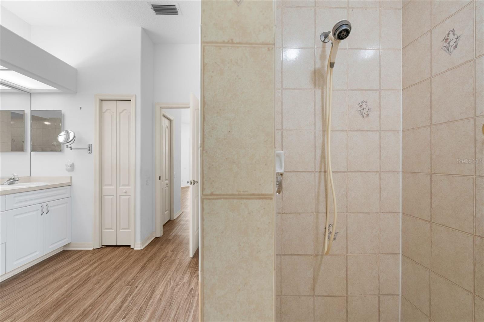 Image 31 of 73 For 11105 28th Street Circle E