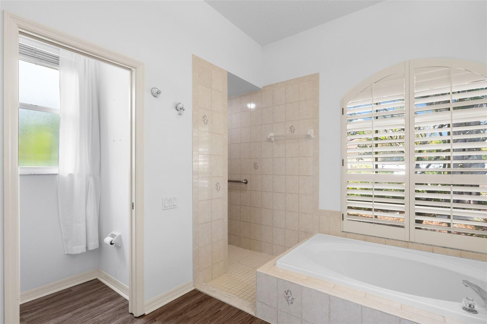 Image 34 of 73 For 11105 28th Street Circle E