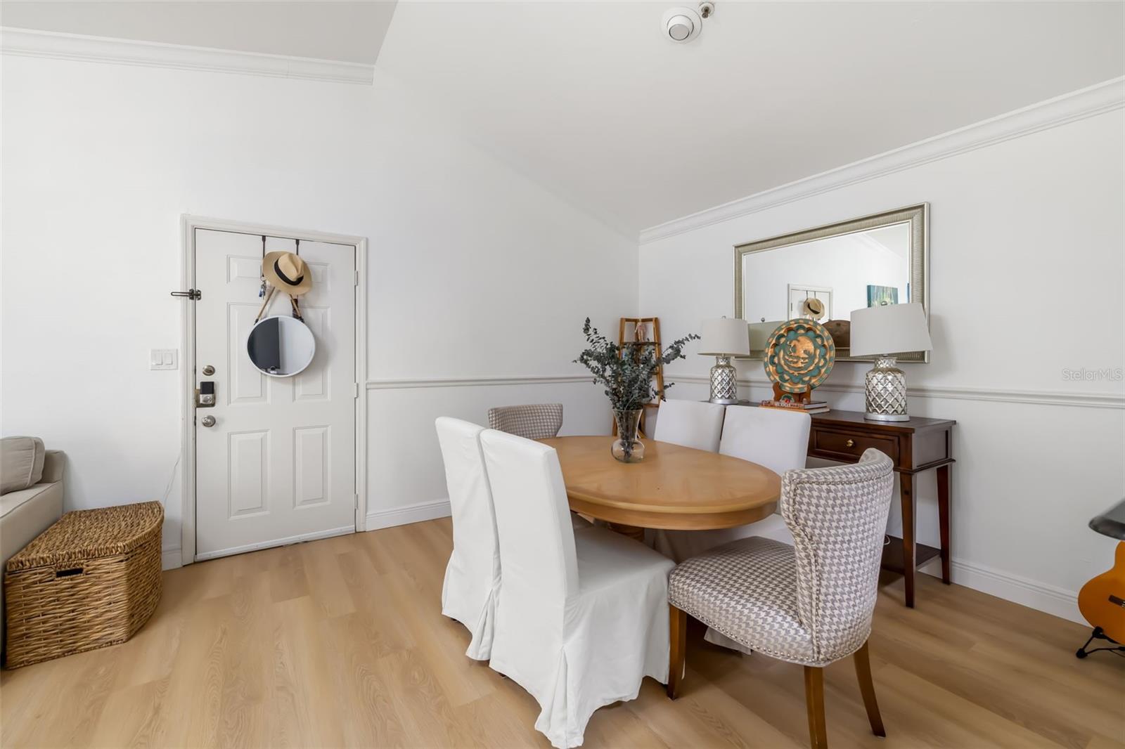 Image 12 of 53 For 4053 Crockers Lake Boulevard 22