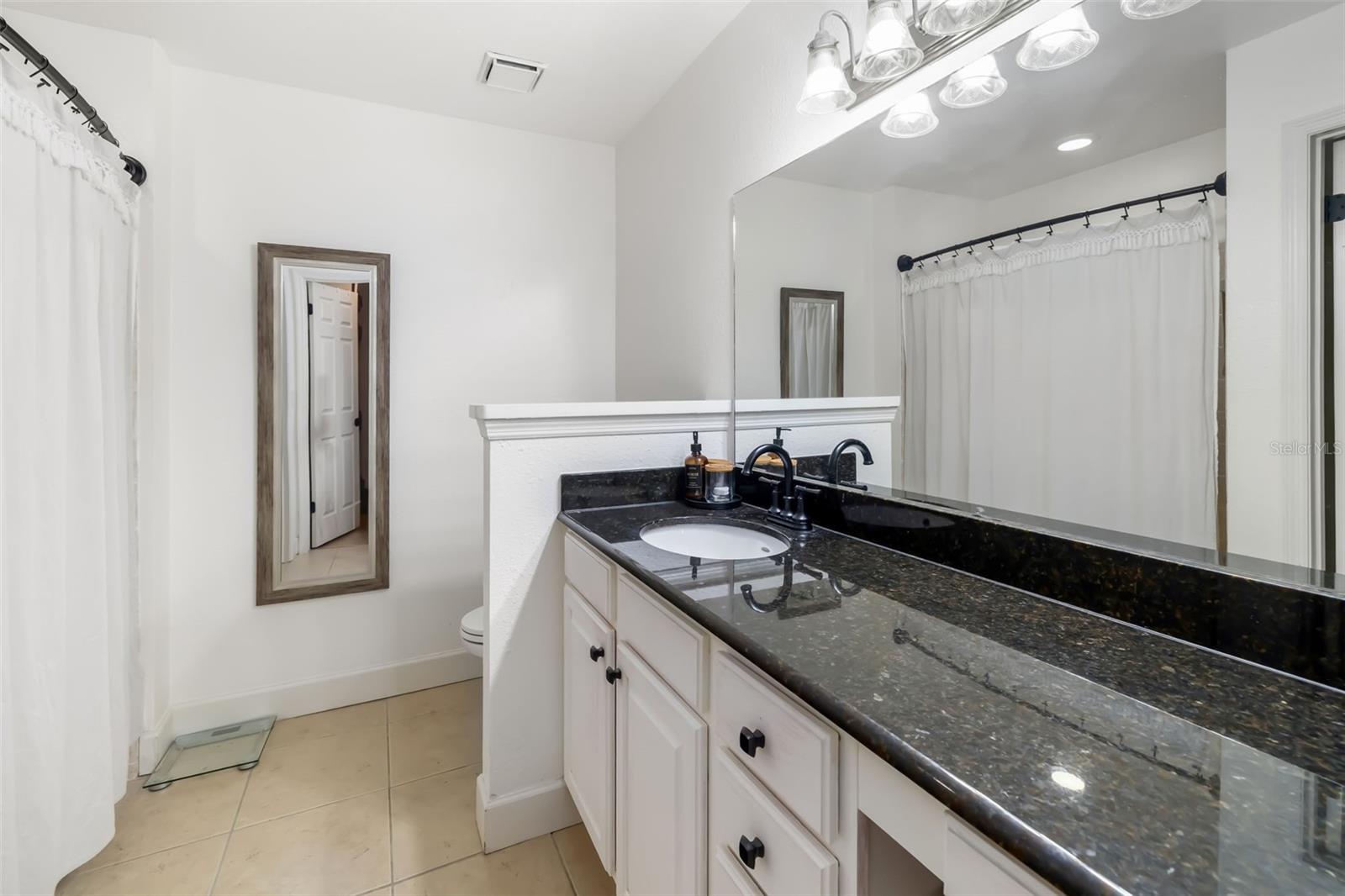 Image 26 of 53 For 4053 Crockers Lake Boulevard 22