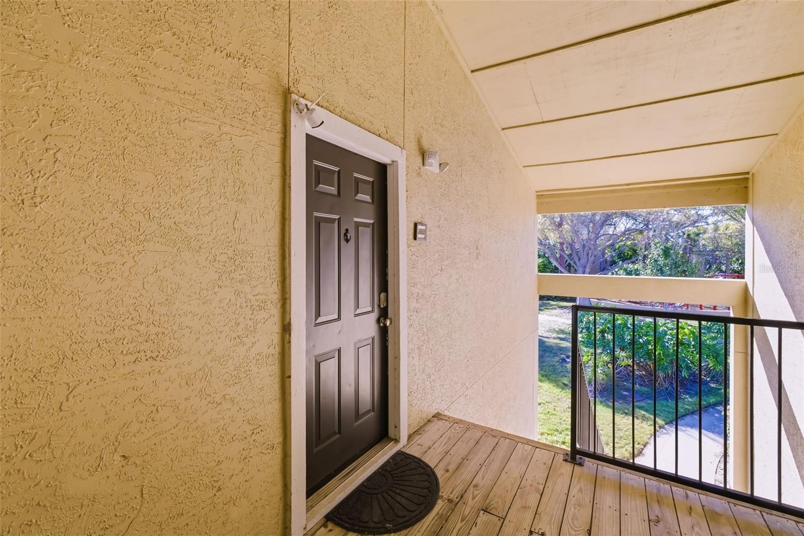 Image 37 of 53 For 4053 Crockers Lake Boulevard 22