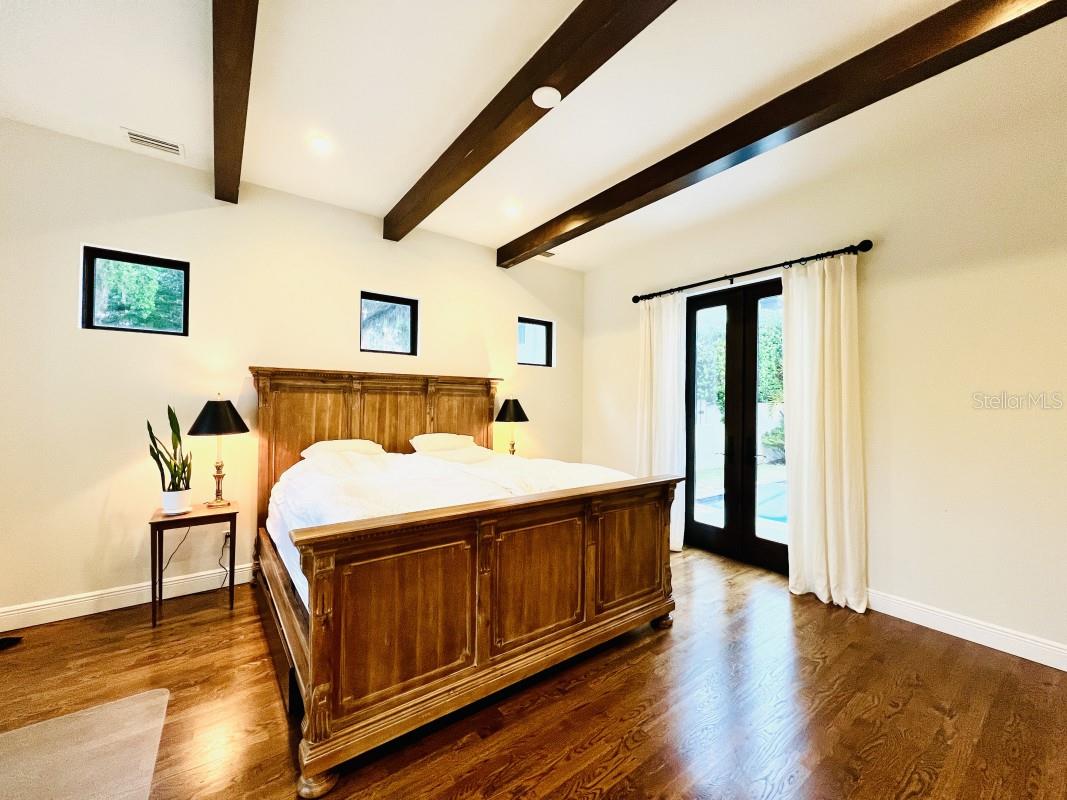 Image 15 of 27 For 1234 Ivanhoe Boulevard