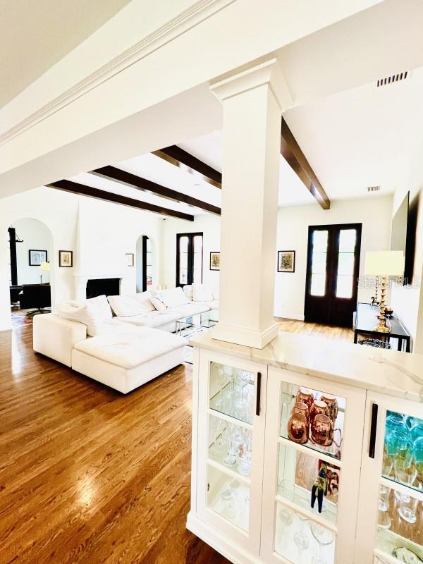 Image 7 of 27 For 1234 Ivanhoe Boulevard