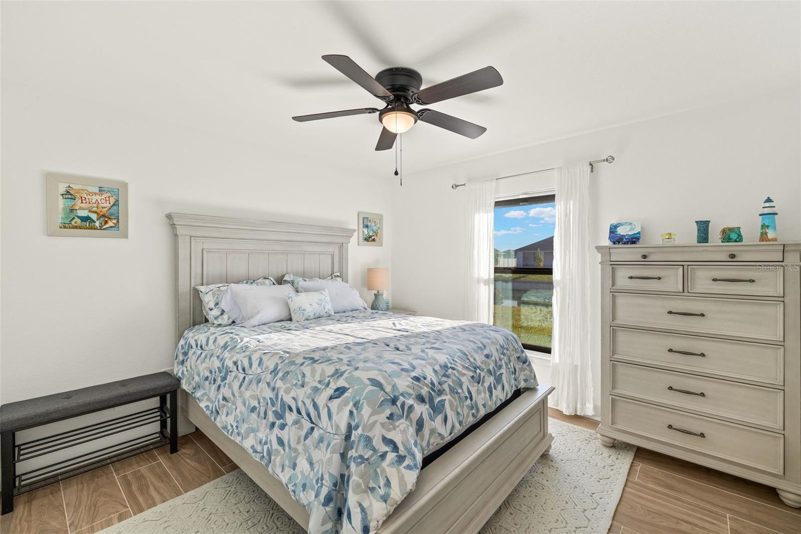 Image 23 of 37 For 25 14th Avenue