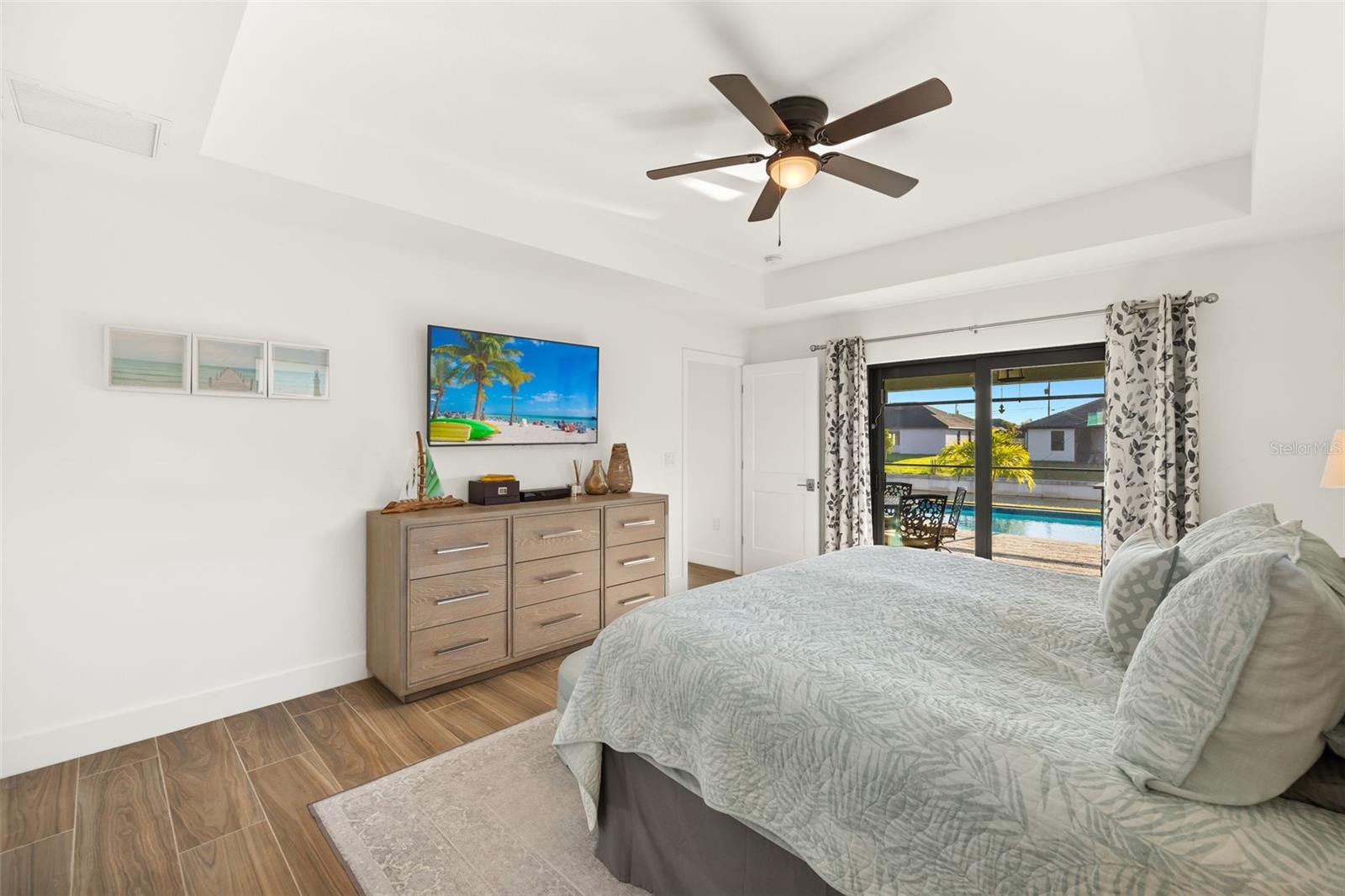 Image 27 of 37 For 25 14th Avenue