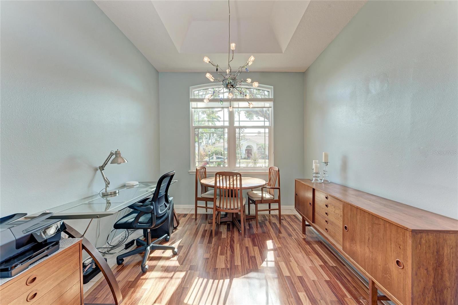 Image 33 of 50 For 4465 Mcintosh Lake Avenue