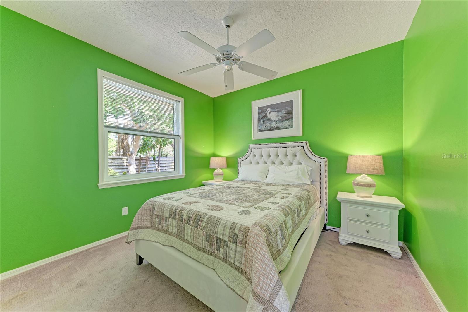 Image 41 of 50 For 4465 Mcintosh Lake Avenue