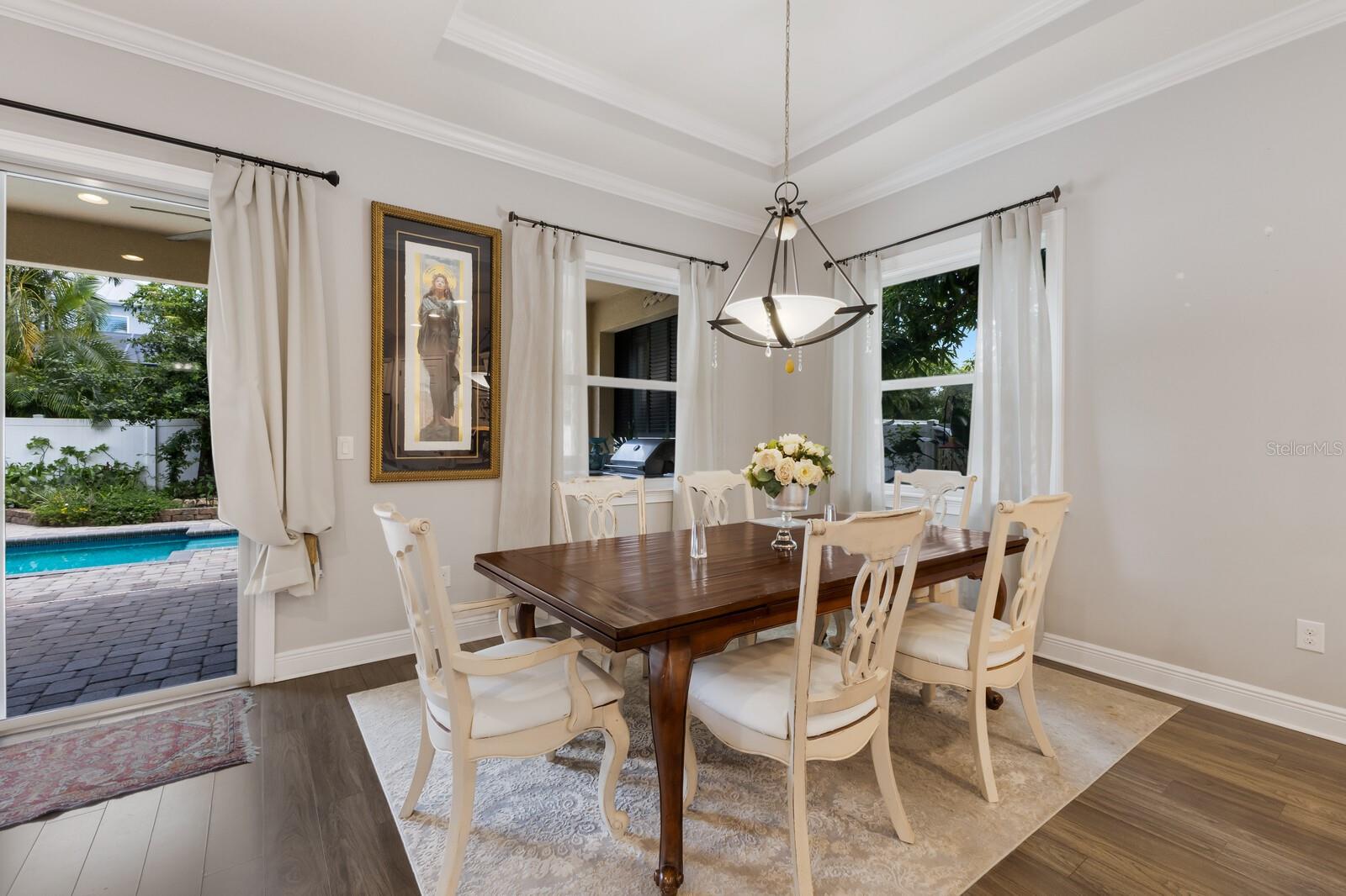 Image 17 of 58 For 1856 Hyde Park Street