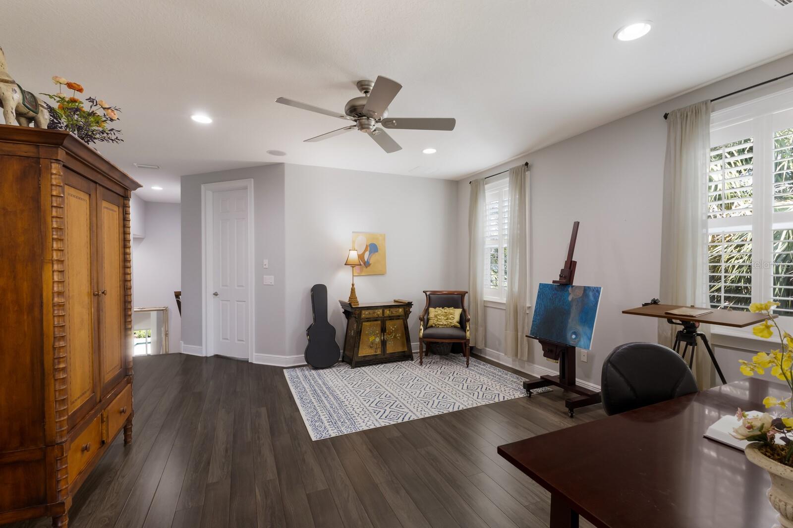 Image 26 of 58 For 1856 Hyde Park Street