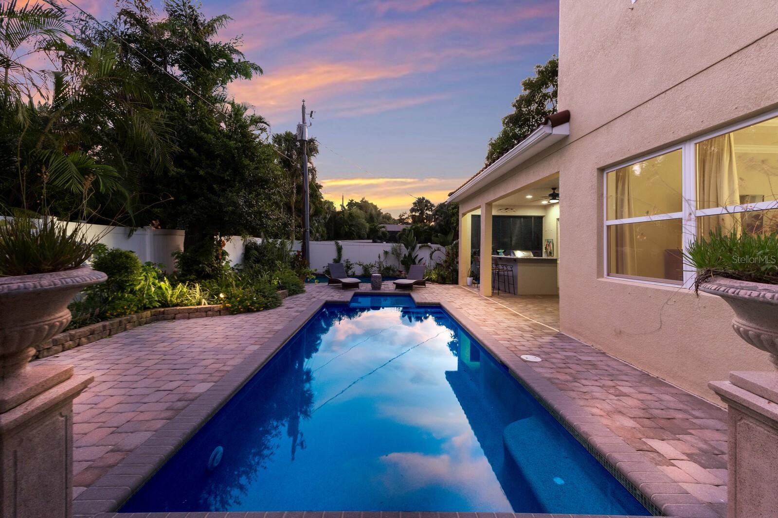 Image 41 of 58 For 1856 Hyde Park Street