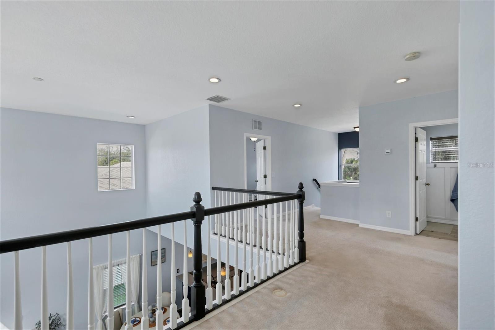 Image 20 of 41 For 2318 29th Avenue E