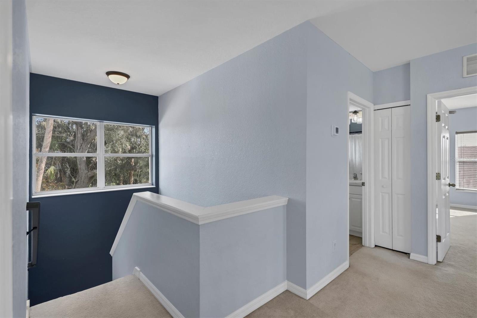 Image 21 of 41 For 2318 29th Avenue E