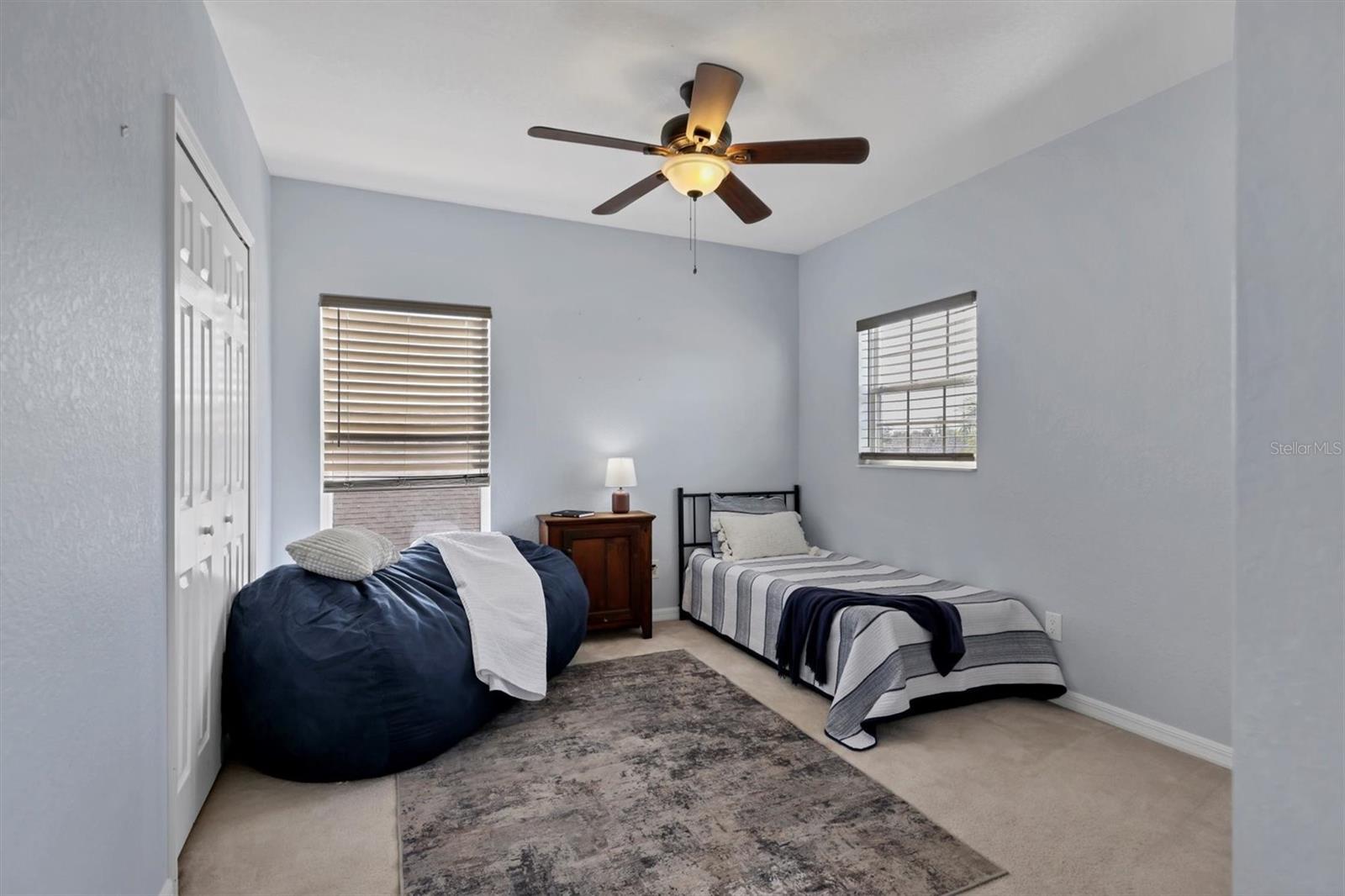 Image 33 of 41 For 2318 29th Avenue E