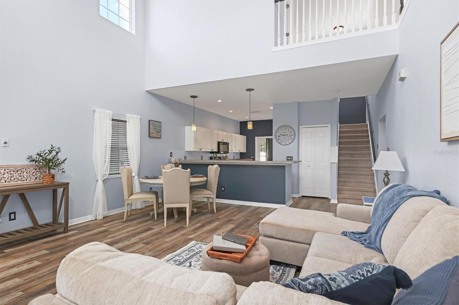 Image 7 of 41 For 2318 29th Avenue E