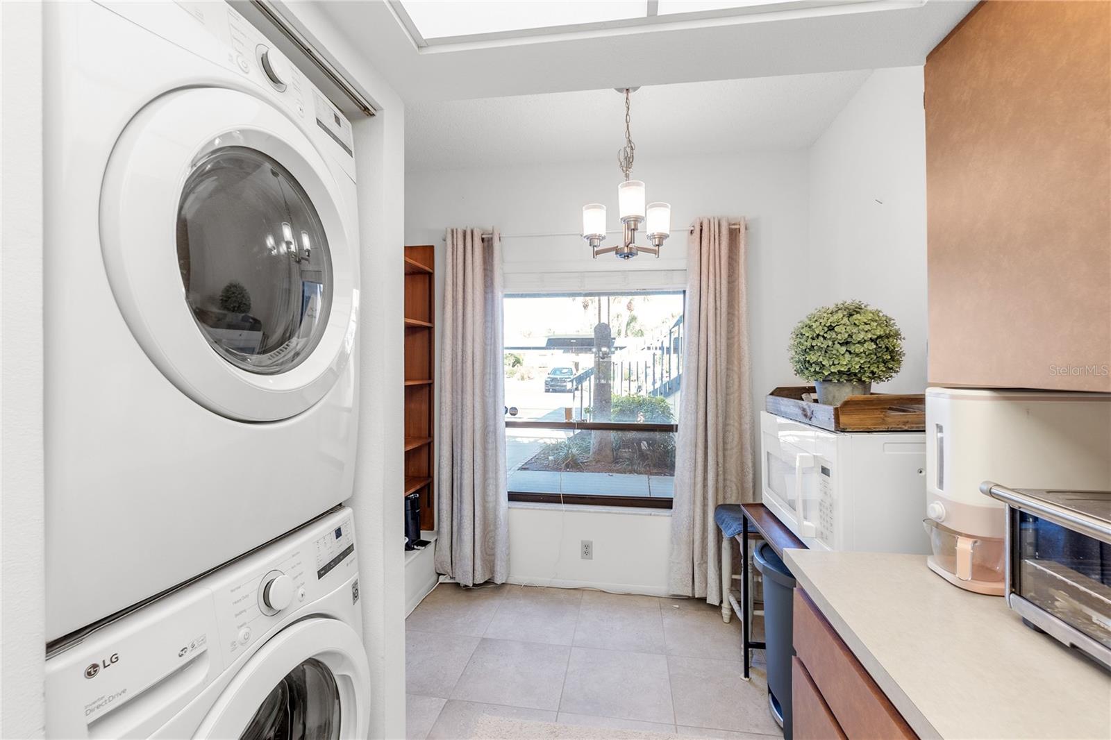 Image 17 of 43 For 7218 Cloister Drive 7218