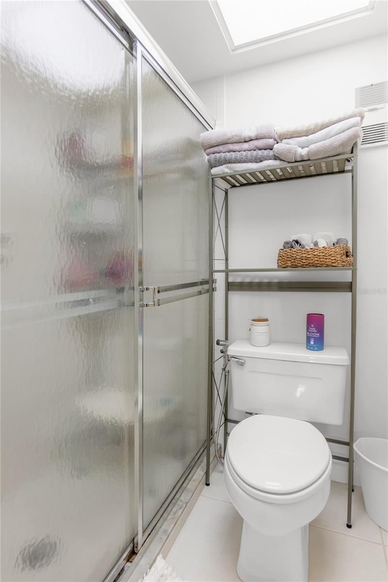 Image 27 of 43 For 7218 Cloister Drive 7218