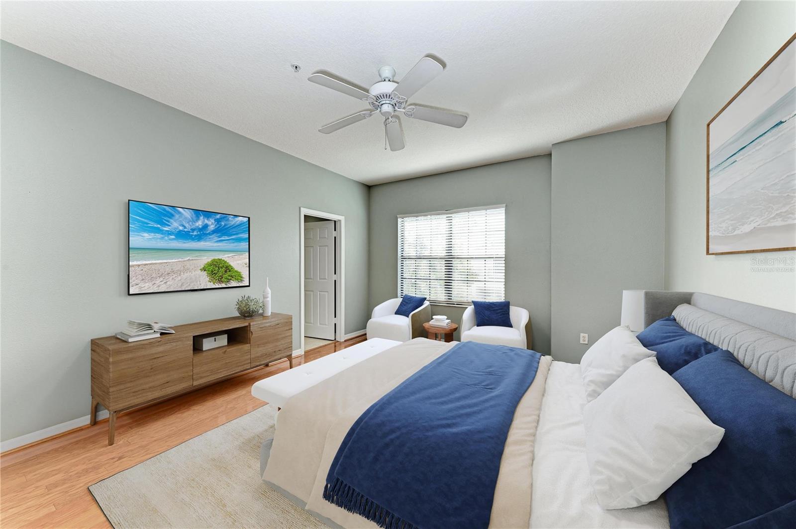 Image 16 of 44 For 7230 Hamilton Road 297