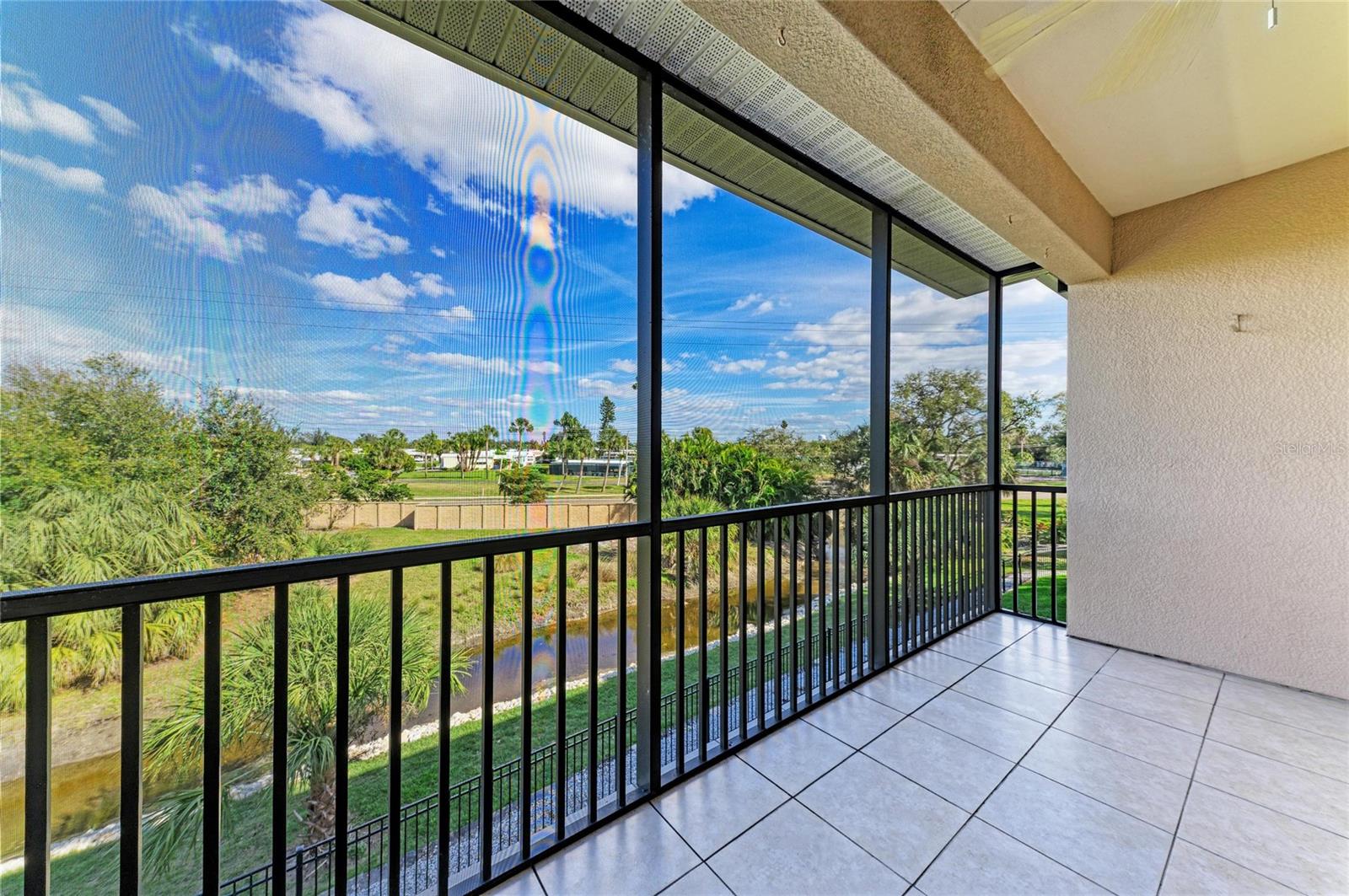 Image 28 of 44 For 7230 Hamilton Road 297