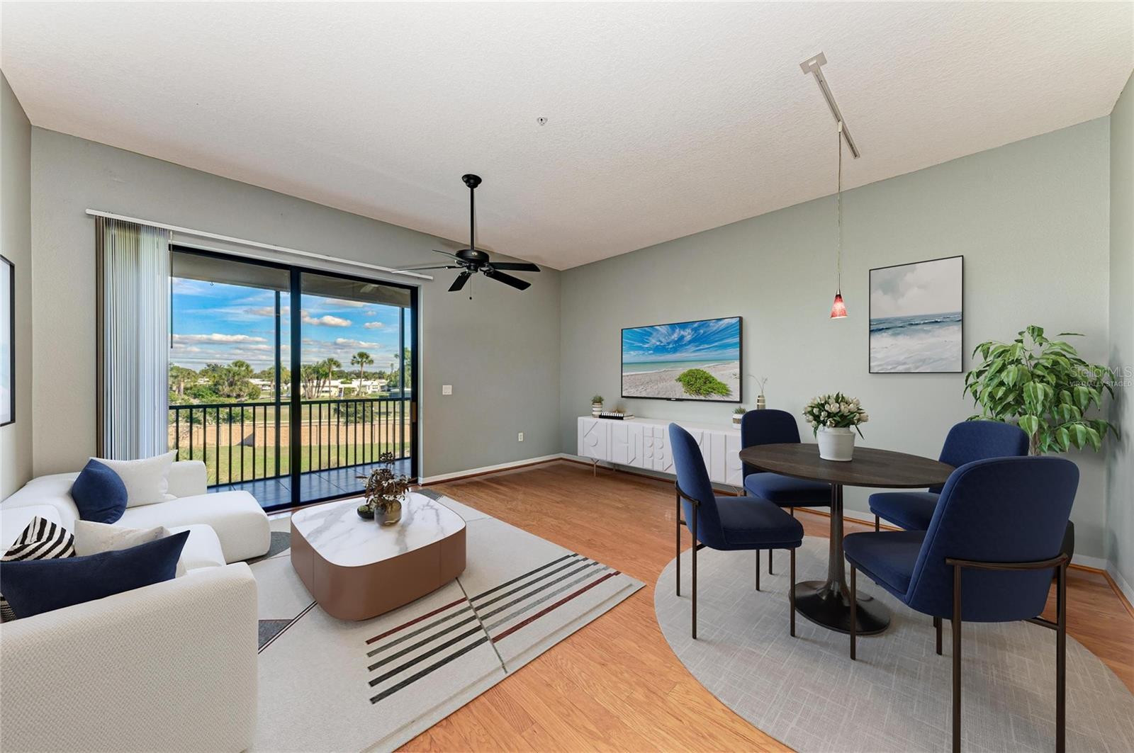 Image 4 of 44 For 7230 Hamilton Road 297