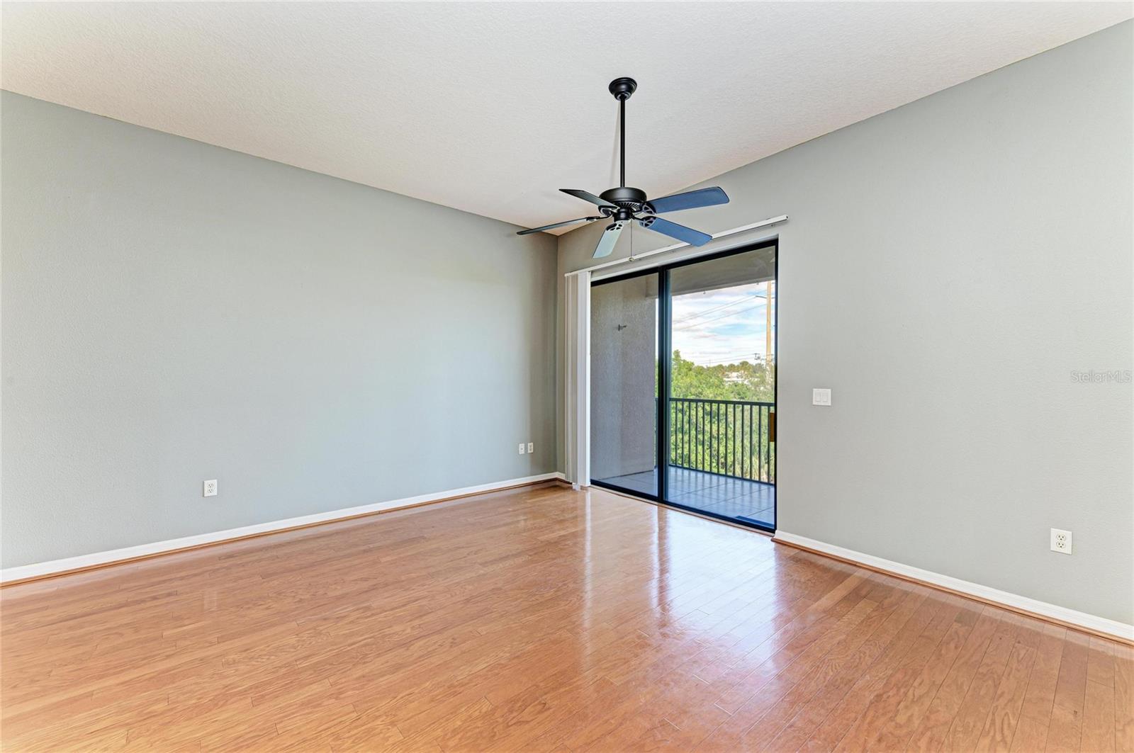 Image 6 of 44 For 7230 Hamilton Road 297