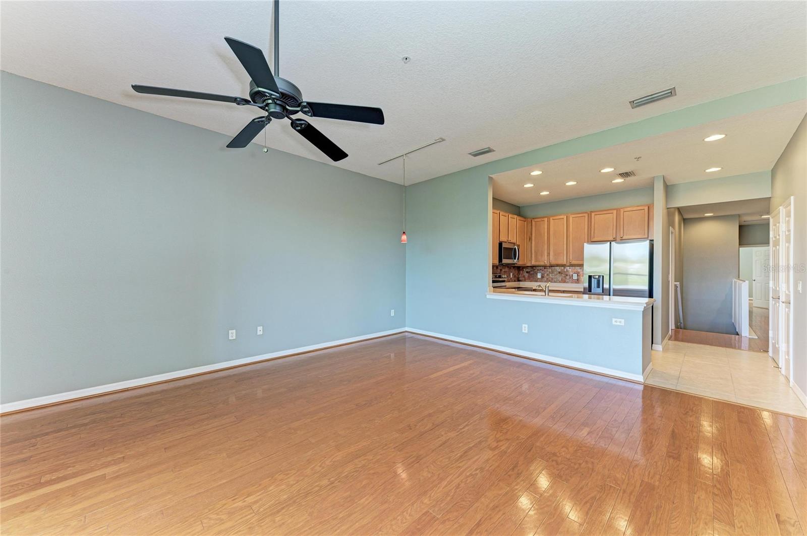 Image 8 of 44 For 7230 Hamilton Road 297