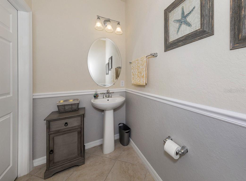 Image 24 of 50 For 20169 Lagente Circle