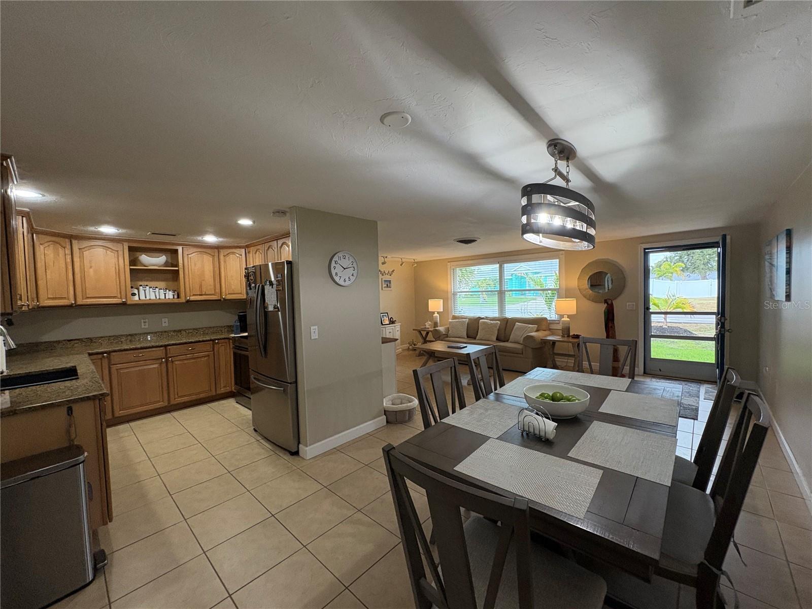 Image 11 of 27 For 3319 Shamrock Drive