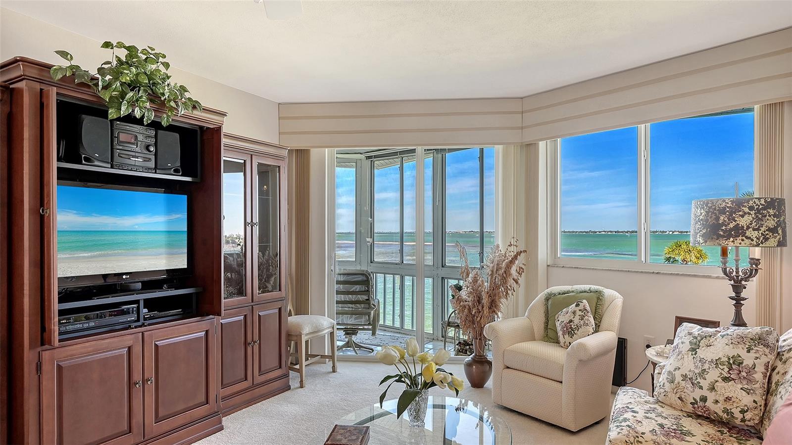 Image 6 of 45 For 777 John Ringling Boulevard 32