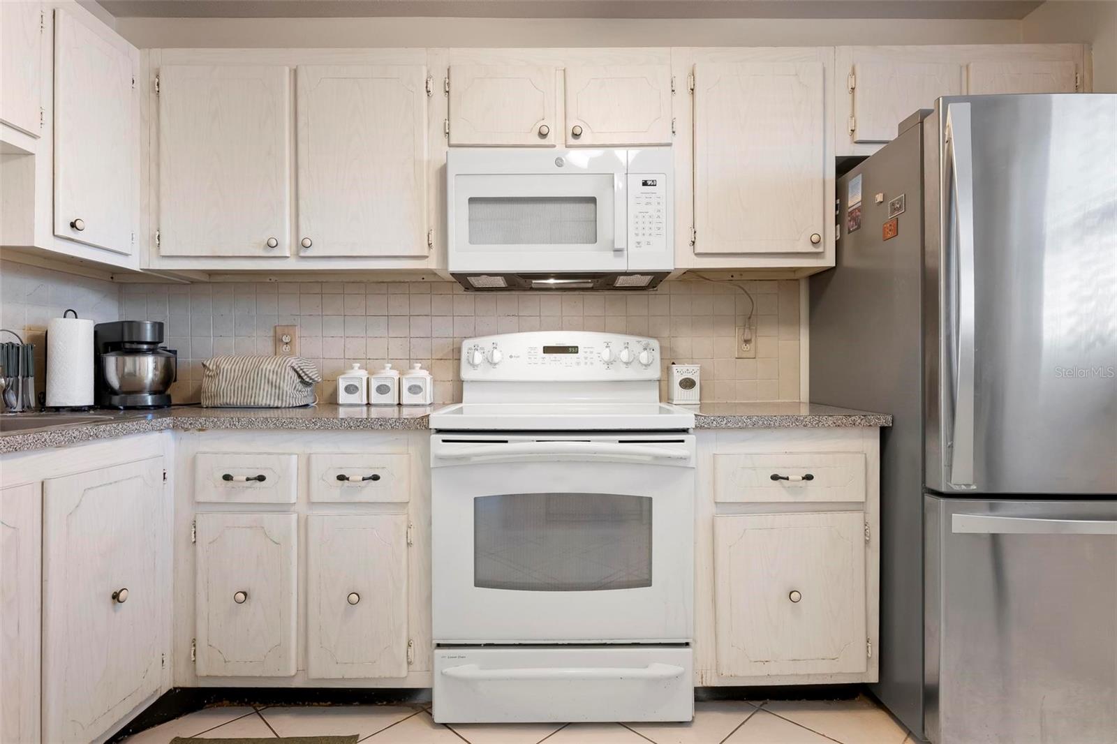 Image 14 of 34 For 4040 Ironwood Circle 102f