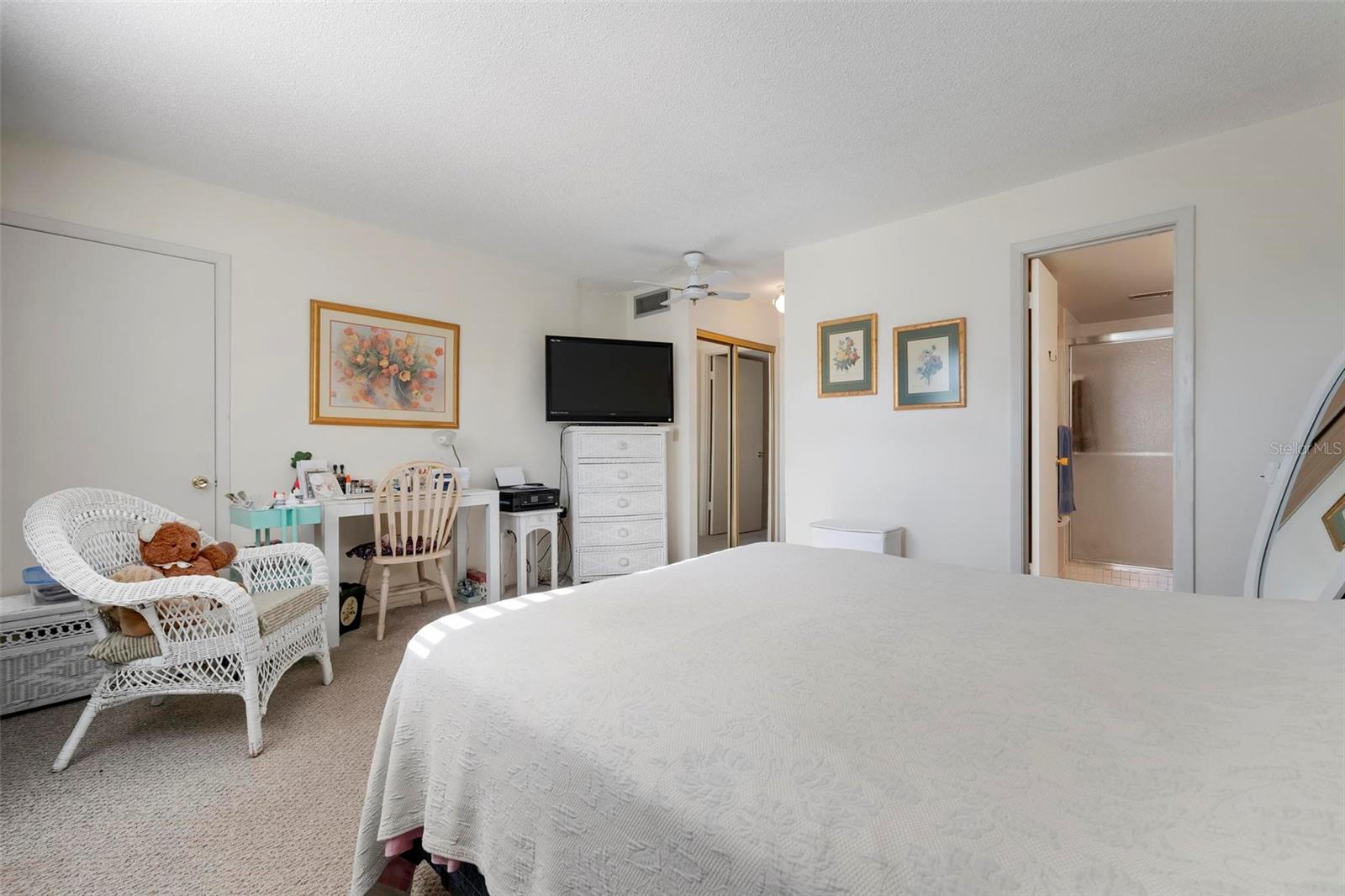 Image 18 of 34 For 4040 Ironwood Circle 102f