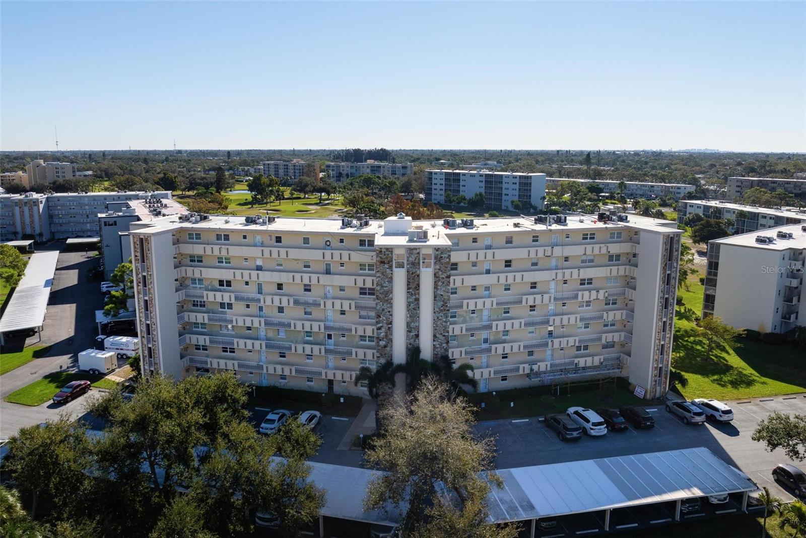 Image 3 of 34 For 4040 Ironwood Circle 102f