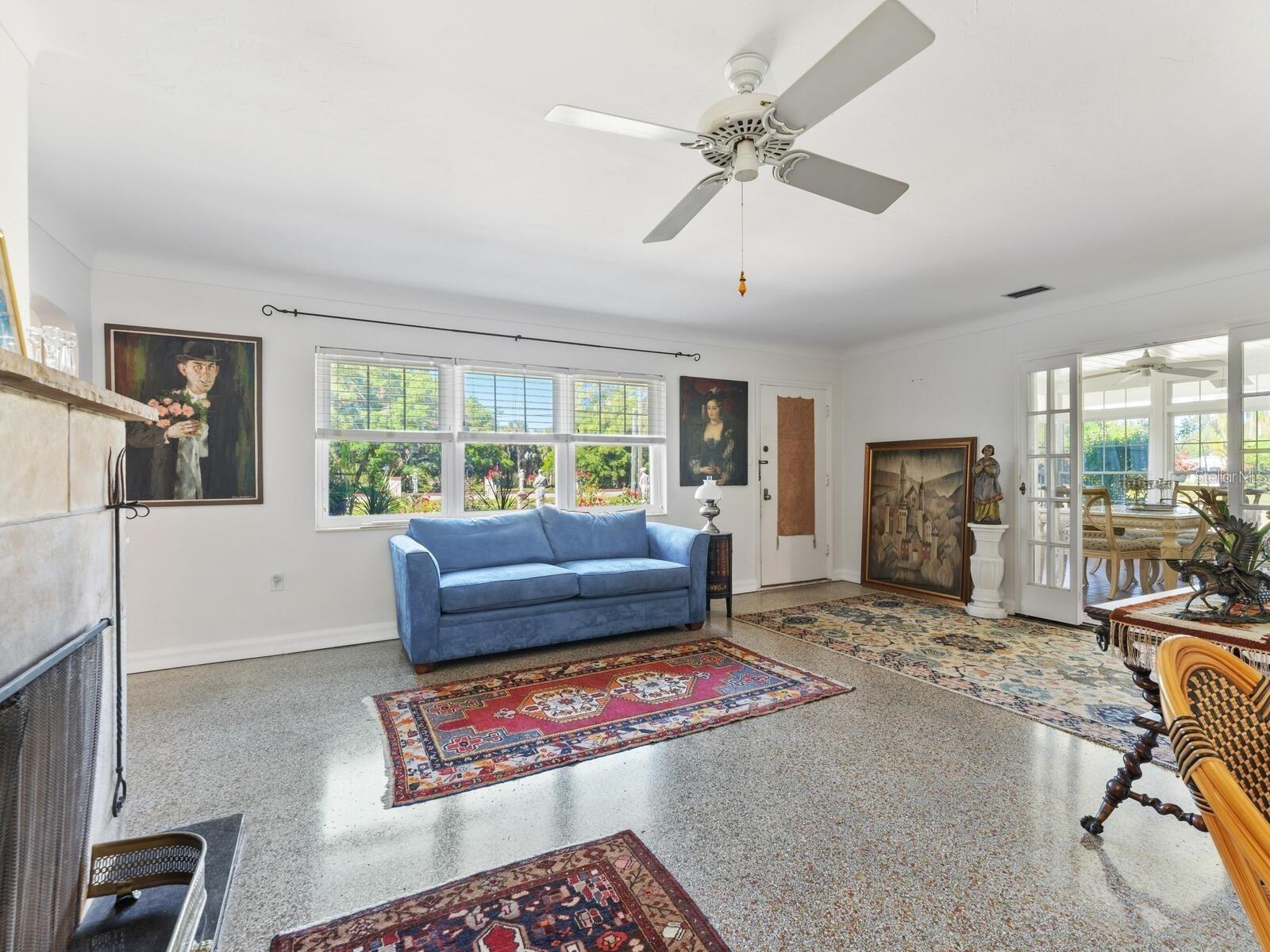 Image 10 of 30 For 6280 Uplands Boulevard