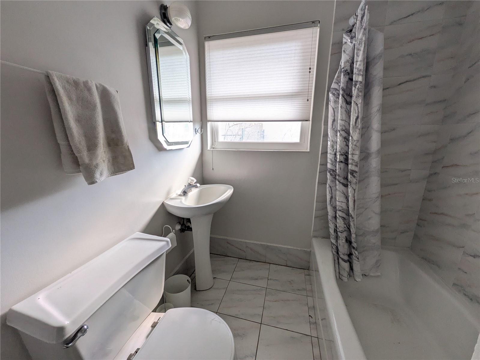 Image 19 of 30 For 6280 Uplands Boulevard