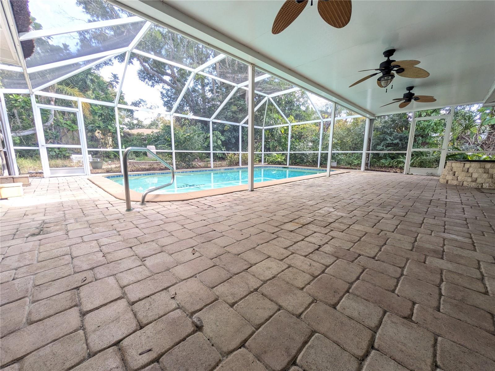 Image 20 of 30 For 6280 Uplands Boulevard