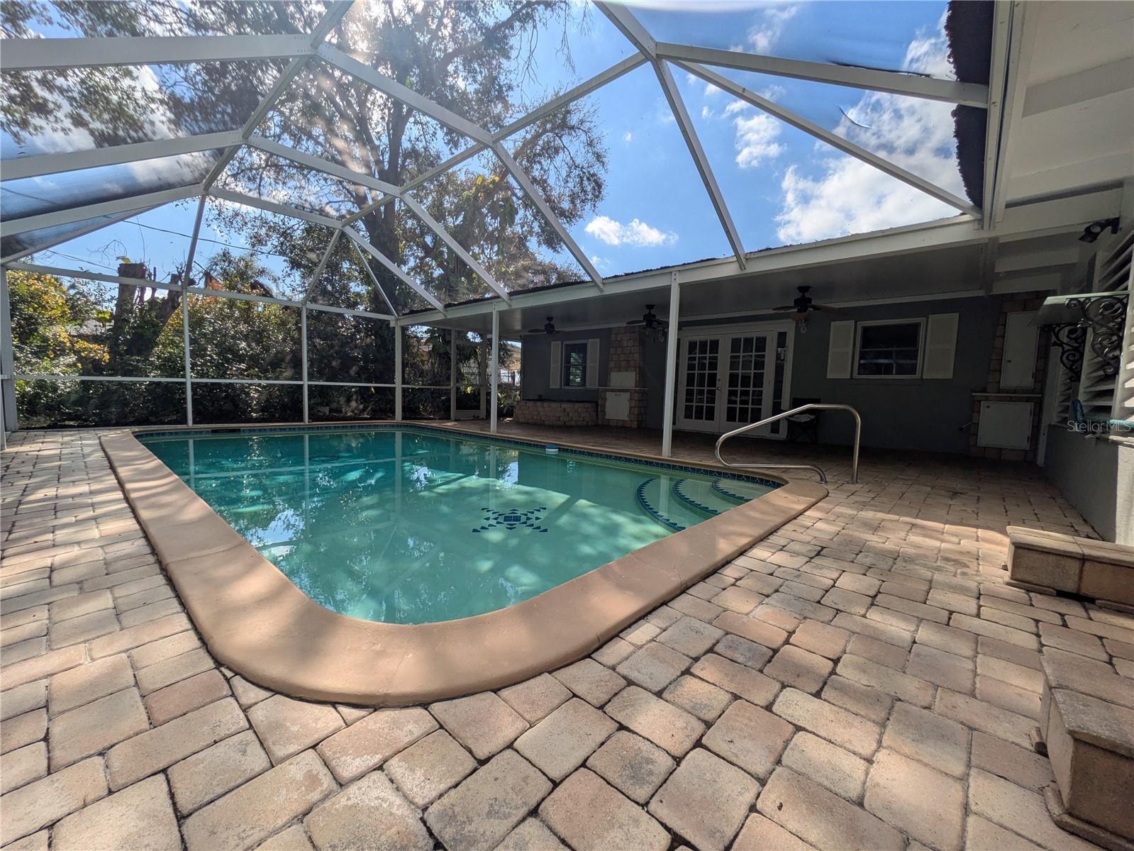 Image 21 of 30 For 6280 Uplands Boulevard