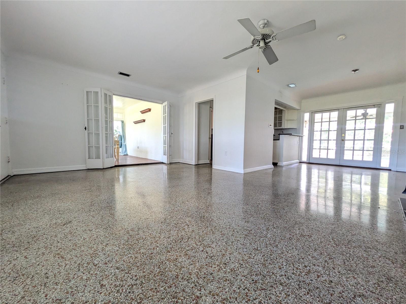 Image 9 of 30 For 6280 Uplands Boulevard