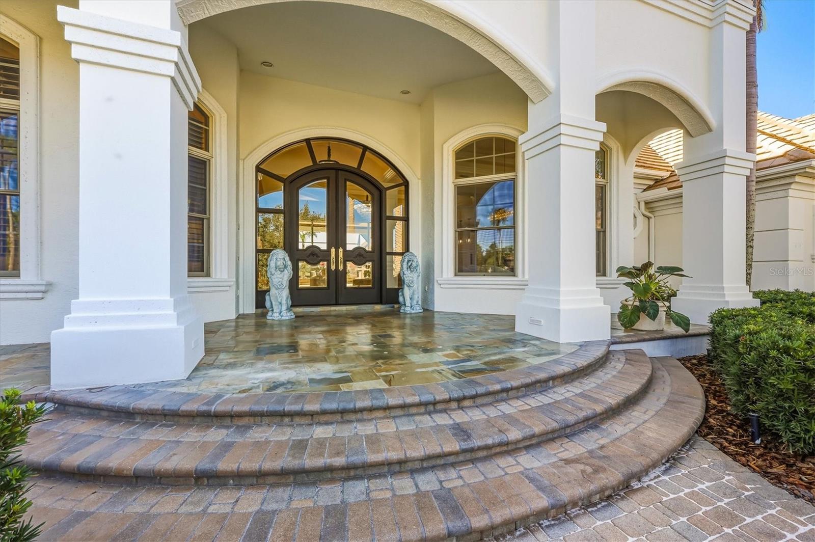 Image 8 of 100 For 7028 Portmarnock Place