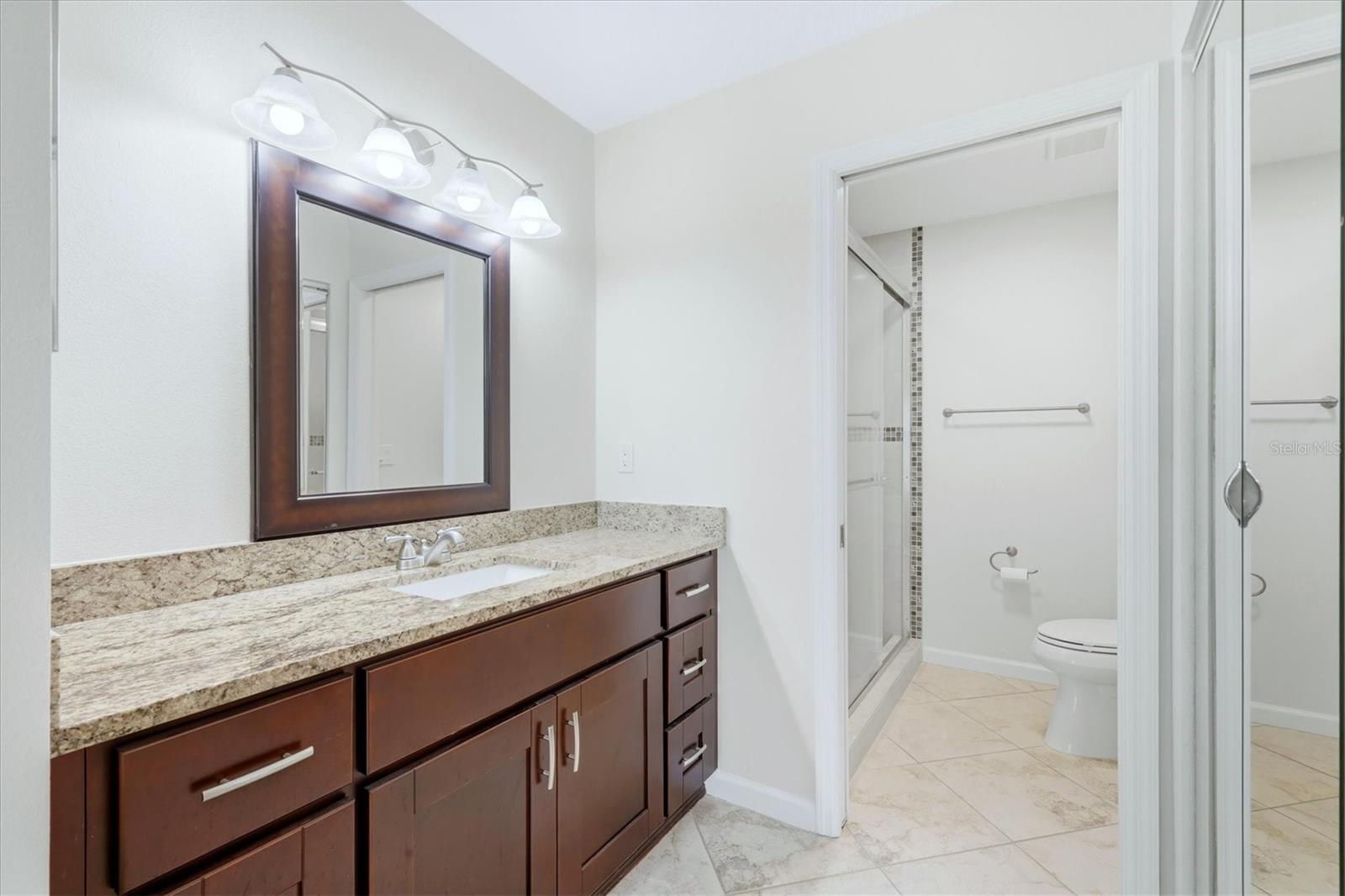 Image 16 of 57 For 5442 Fair Oaks Street 12c