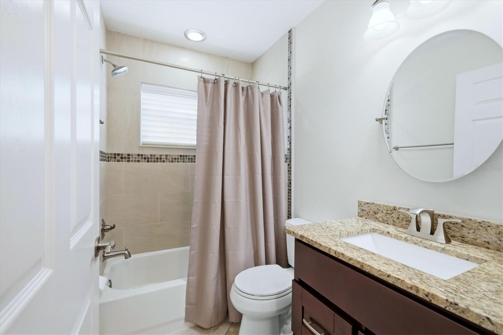 Image 23 of 57 For 5442 Fair Oaks Street 12c