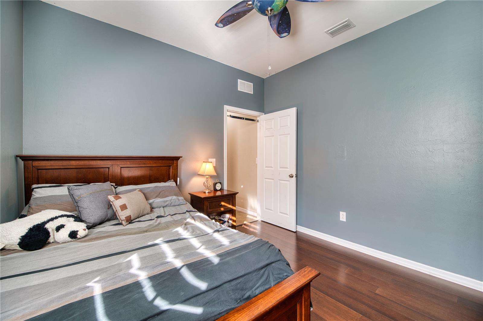 Image 36 of 51 For 5371 Layton Drive