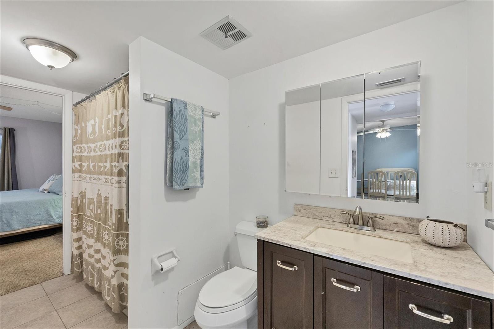 Image 18 of 42 For 3534 Lake Bayshore Drive K118