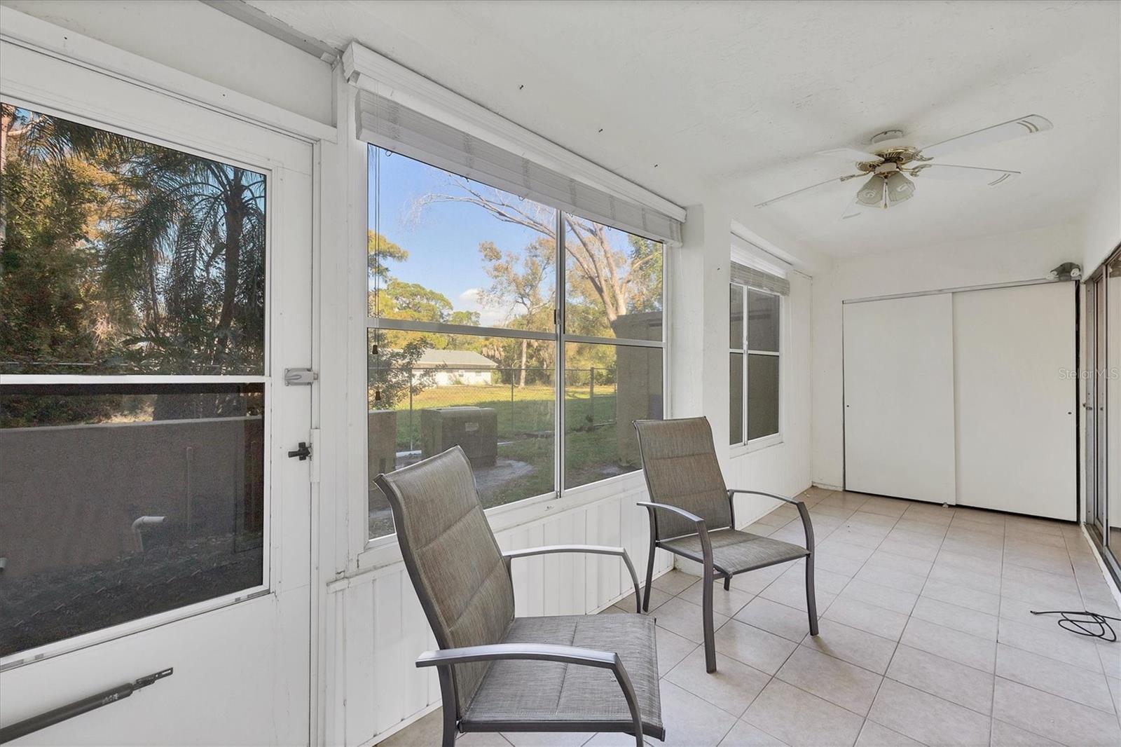 Image 21 of 42 For 3534 Lake Bayshore Drive K118