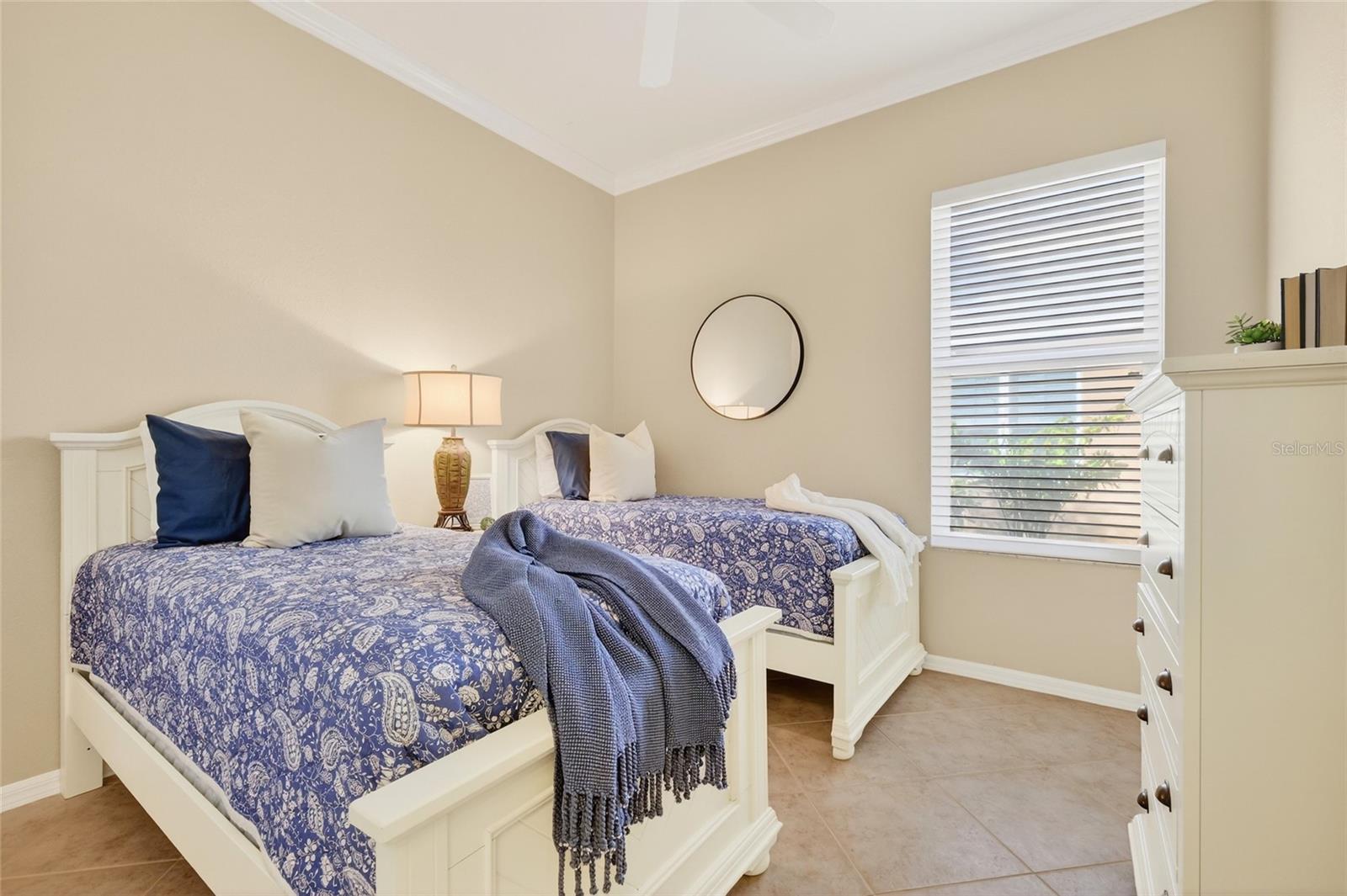 Image 22 of 45 For 3712 5th Avenue Ne